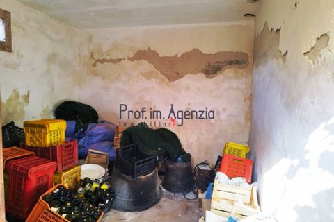 Landejendom i Carovigno, Brindisi, Carovigno - € 140.000 | Ref: 122621 - foto 8